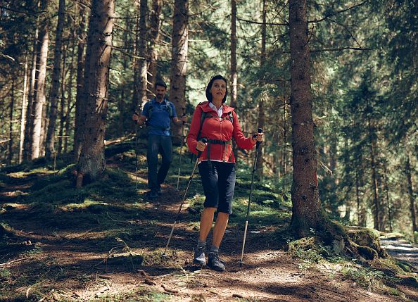 Signposted hiking trails