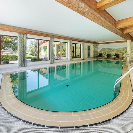 Indoor swimming pool, sauna, sanarium, ...